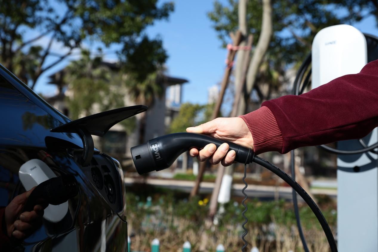Sfide che i caricabatterie di tipo 2 AC EV stanno attualmente affrontando